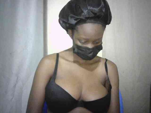 Ebonylatino webcam