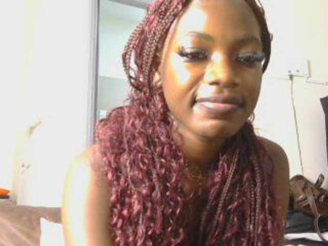 Blackbarry34- live cam on BongaCams