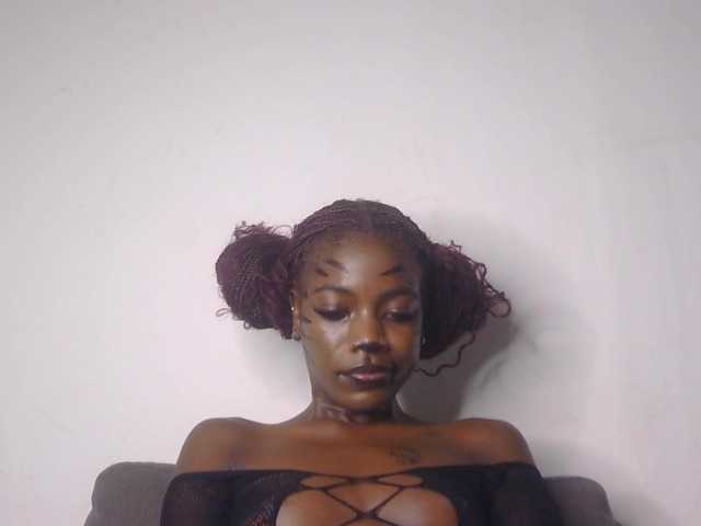 Blackbarry34- live cam preview