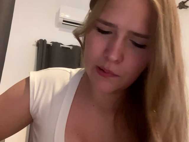 RubyWhisper live cam on BongaCams
