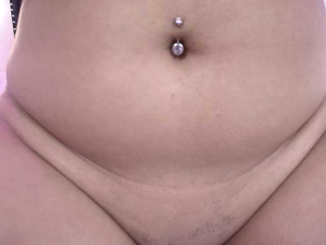 Zury-valucci live cam on BongaCams