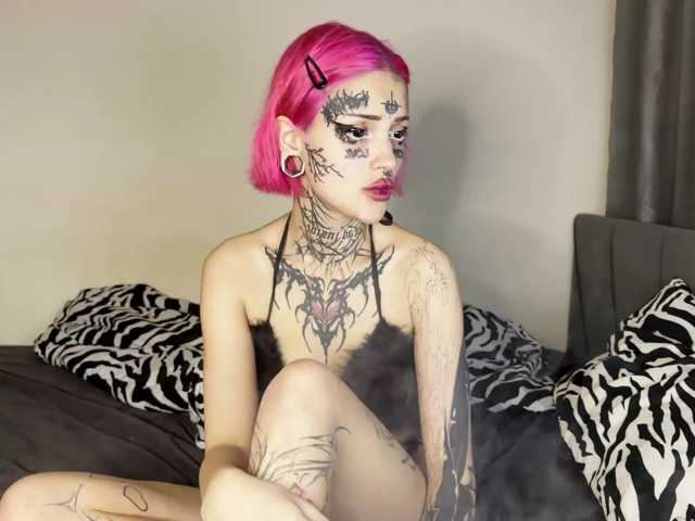 DollAndDemon, modelo webcam