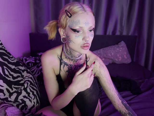 DollAndDemon live cam on BongaCams