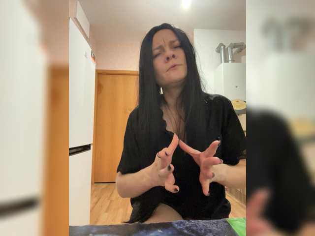 Likusyazaika241003 live cam on BongaCams