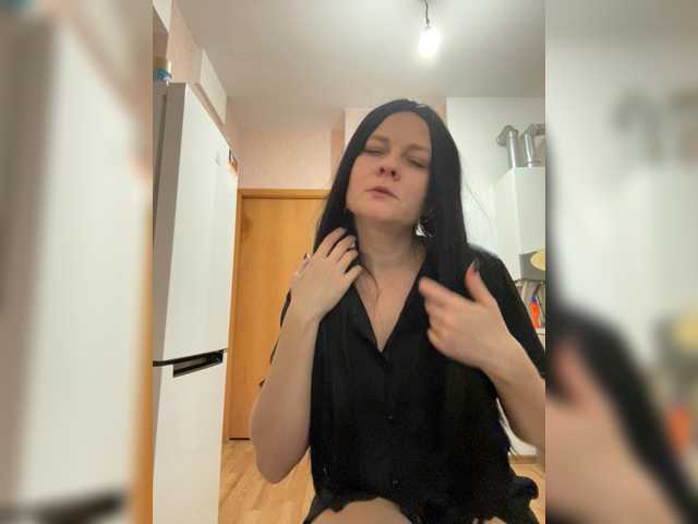 Likusyazaika241003 live cam on BongaCams