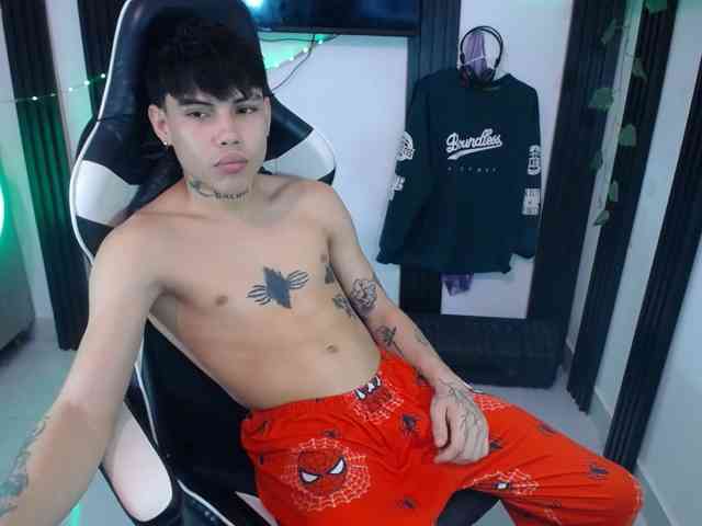 TONNY-HOT19