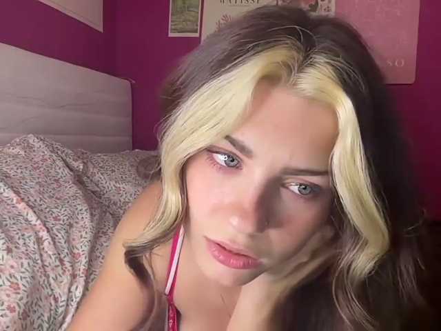 rileybellee live cam on BongaCams