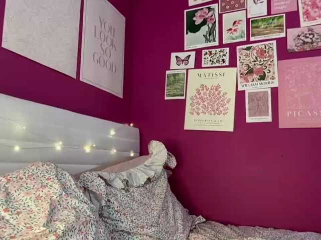 Rileybellee live cam