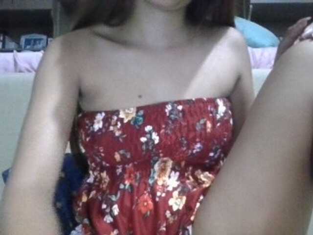 Urbabyregine live cam on BongaCams