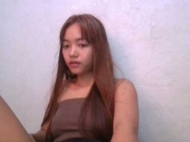 Urbabyregine live cam on BongaCams