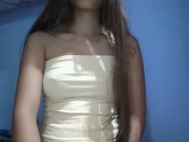 Urbabyregine live cam on BongaCams