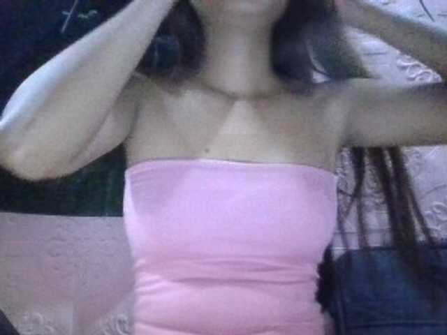 Urbabyregine live cam on BongaCams