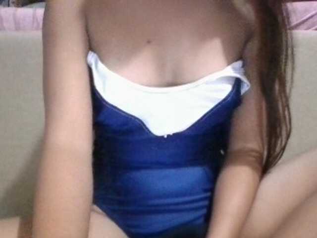 Urbabyregine live cam on BongaCams