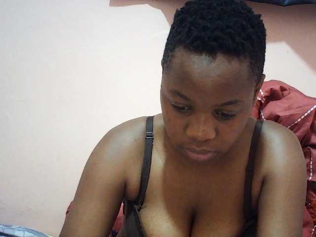 Hornysylvia live cam on BongaCams