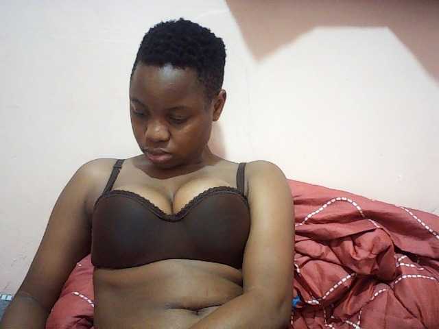 Hornysylvia live cam on BongaCams