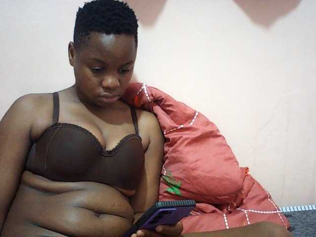 Hornysylvia live cam on BongaCams