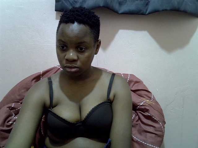 Hornysylvia live cam on BongaCams
