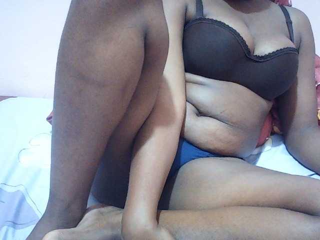 Hornysylvia live cam on BongaCams