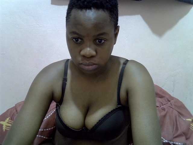 Hornysylvia live cam on BongaCams