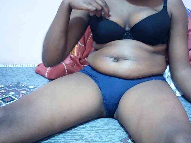 Hornysylvia webcam