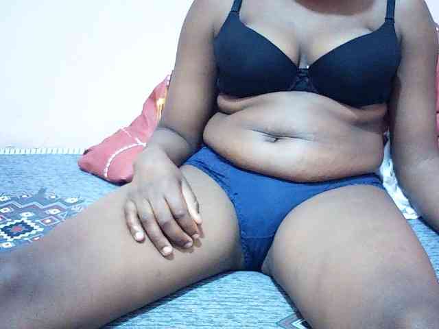 Hornysylvia webcam