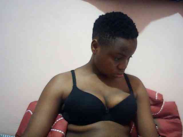 Hornysylvia webcam