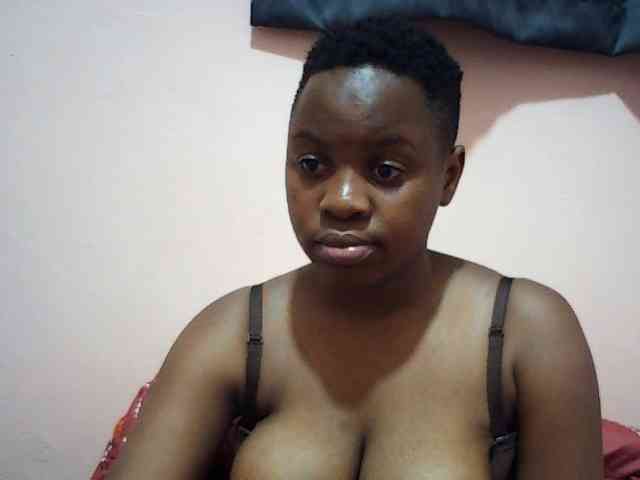 Hornysylvia webcam