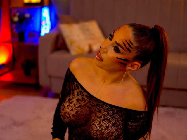 CataleyaBliss live cam on BongaCams