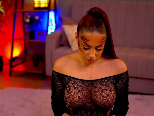 CataleyaBliss live cam on BongaCams