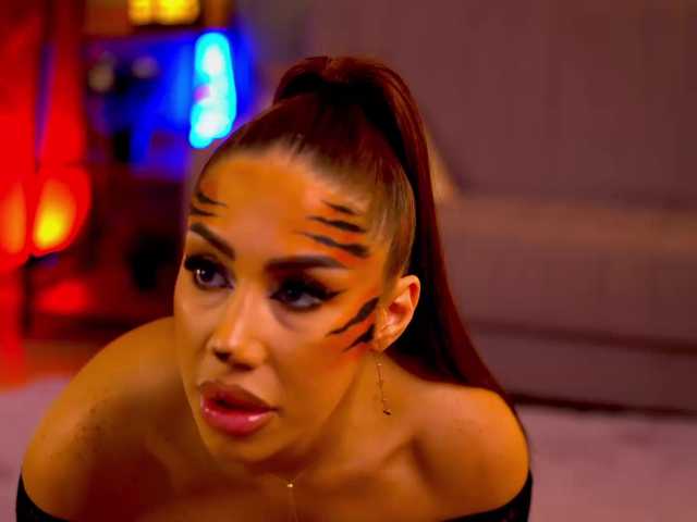 CataleyaBliss live cam on BongaCams