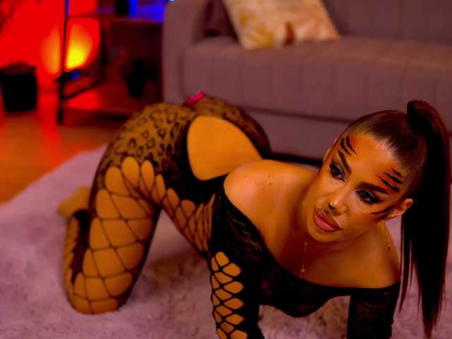 CataleyaBliss live cam on BongaCams