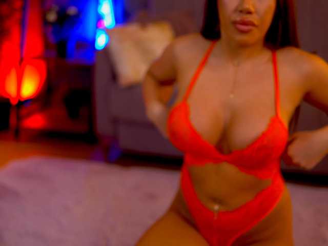 CataleyaBliss live cam on BongaCams