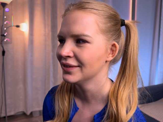 goldieelis, live now on BongaCams