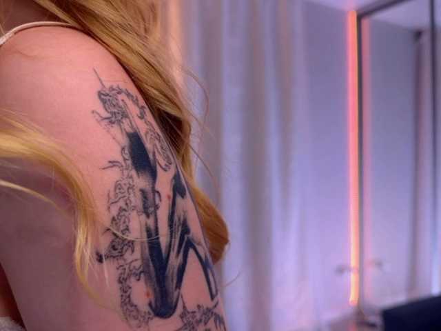 goldieelis live cam on BongaCams