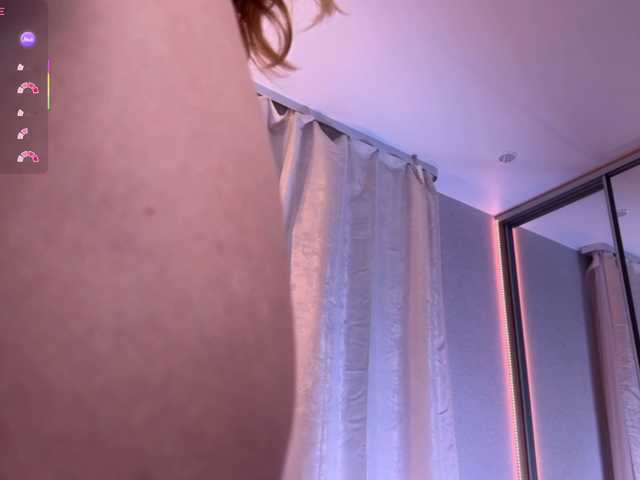goldieelis, live now on BongaCams