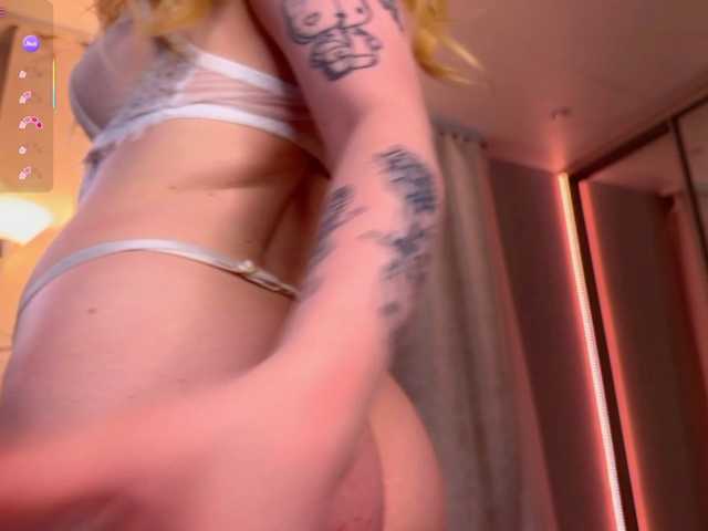 goldieelis live cam on BongaCams