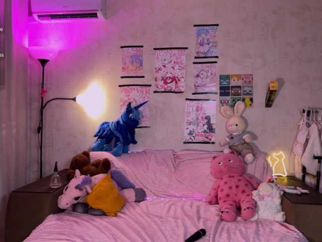 Harunaroon, live now on BongaCams