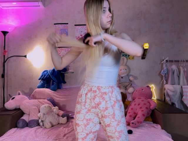 Harunaroon live cam on BongaCams
