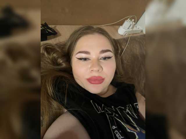 yuilu live cam on BongaCams