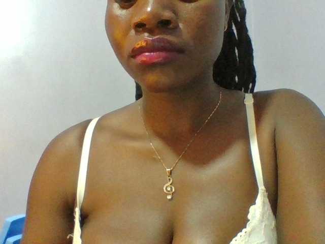 Sweet-for-daddie, live now on BongaCams