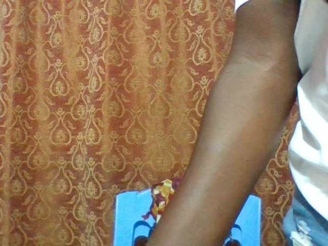 Sweet-for-daddie, en directo ahora en BongaCams