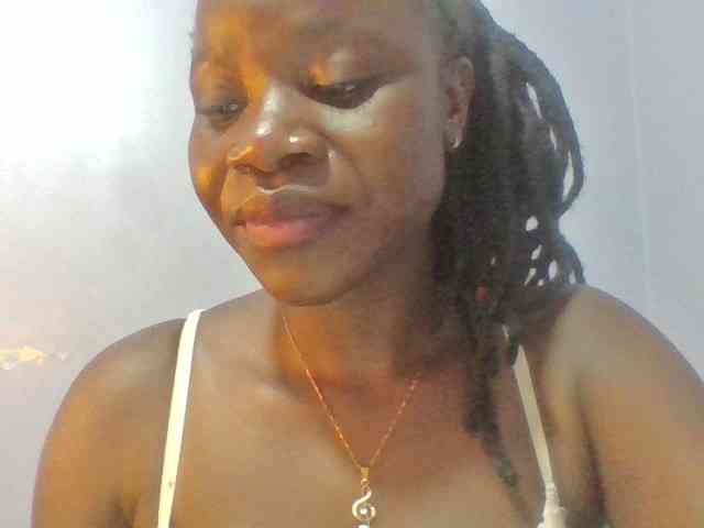 Model: Sweet-for-daddie