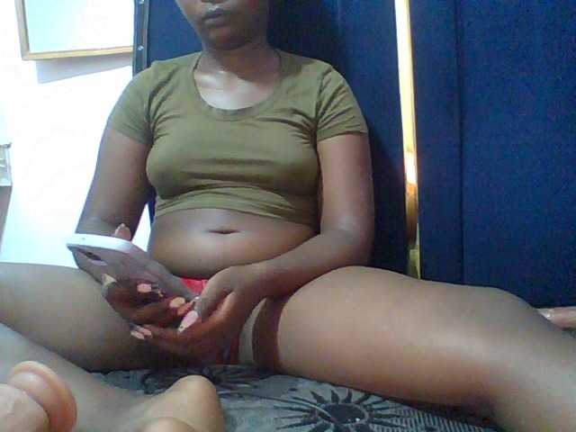 Afrikashee live cam on BongaCams