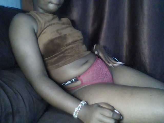 Afrikashee live cam on BongaCams
