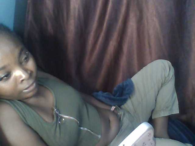 Afrikashee live cam on BongaCams