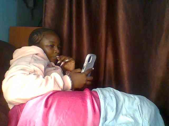 Afrikashee's webcam live show
