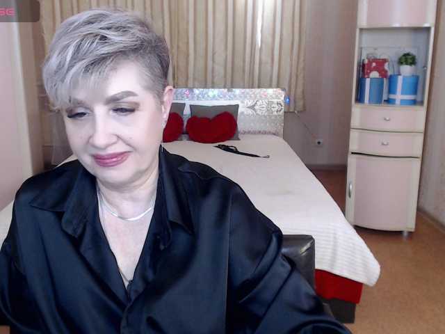 sexy-milffa, en vivo ahora en BongaCams