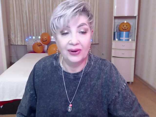sexy-milffa live cam on BongaCams