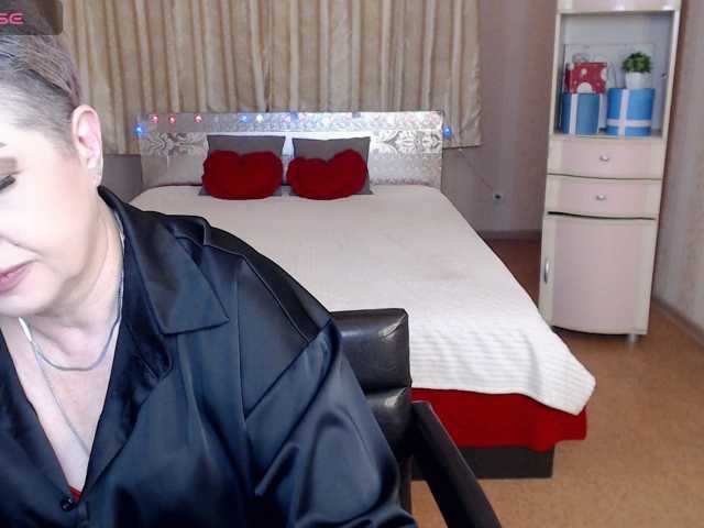 sexy-milffa live cam on BongaCams
