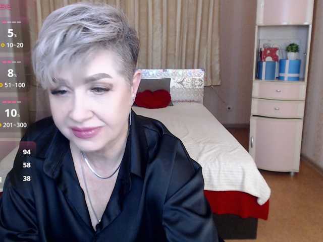 sexy-milffa live cam preview